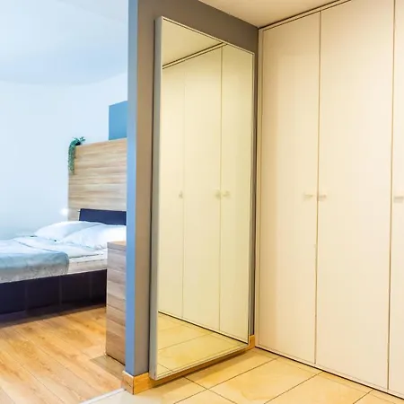 Novaaparts - Just In Center Rynek Krawiecka