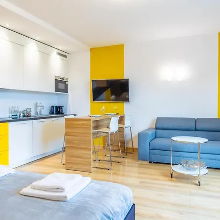 Novaaparts - Just In Center Rynek Krawiecka * Wroclaw